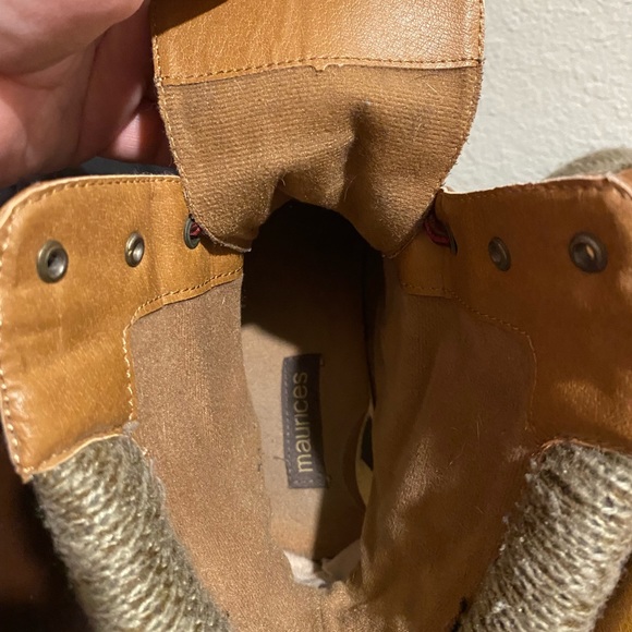 Tan boots with 2” heel - Picture 3 of 5